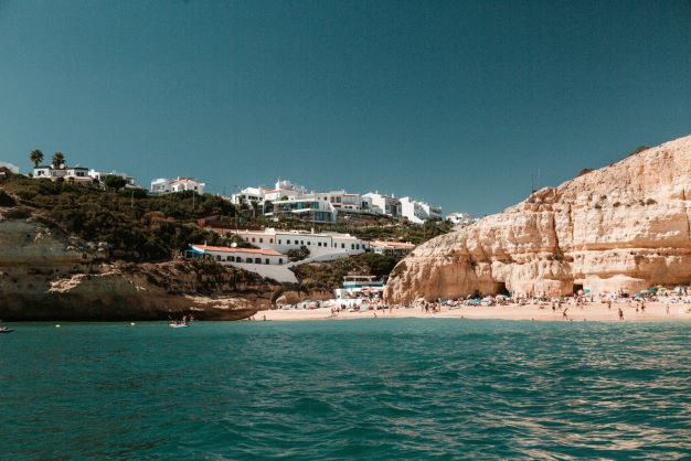 Mediterranean Breeze
